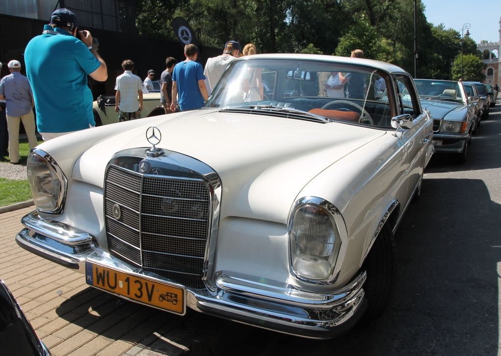 Dzień Klasyków w Stacji Mercedes na warszawskim Powiślu (2.08.2015 r.)