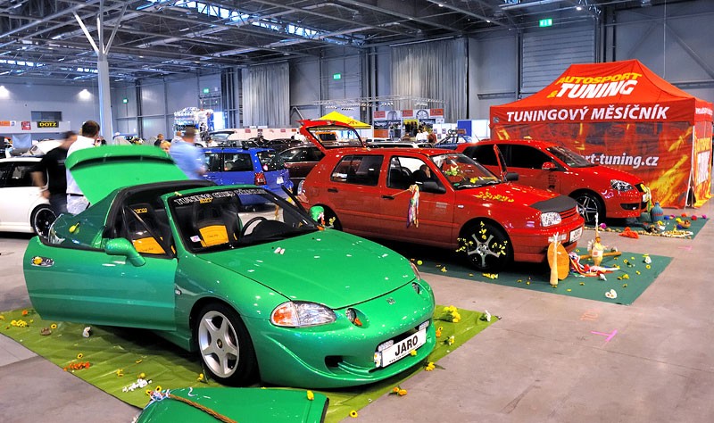 Tuning &amp; Custom Salon Brno 2009 (fotogaleria)