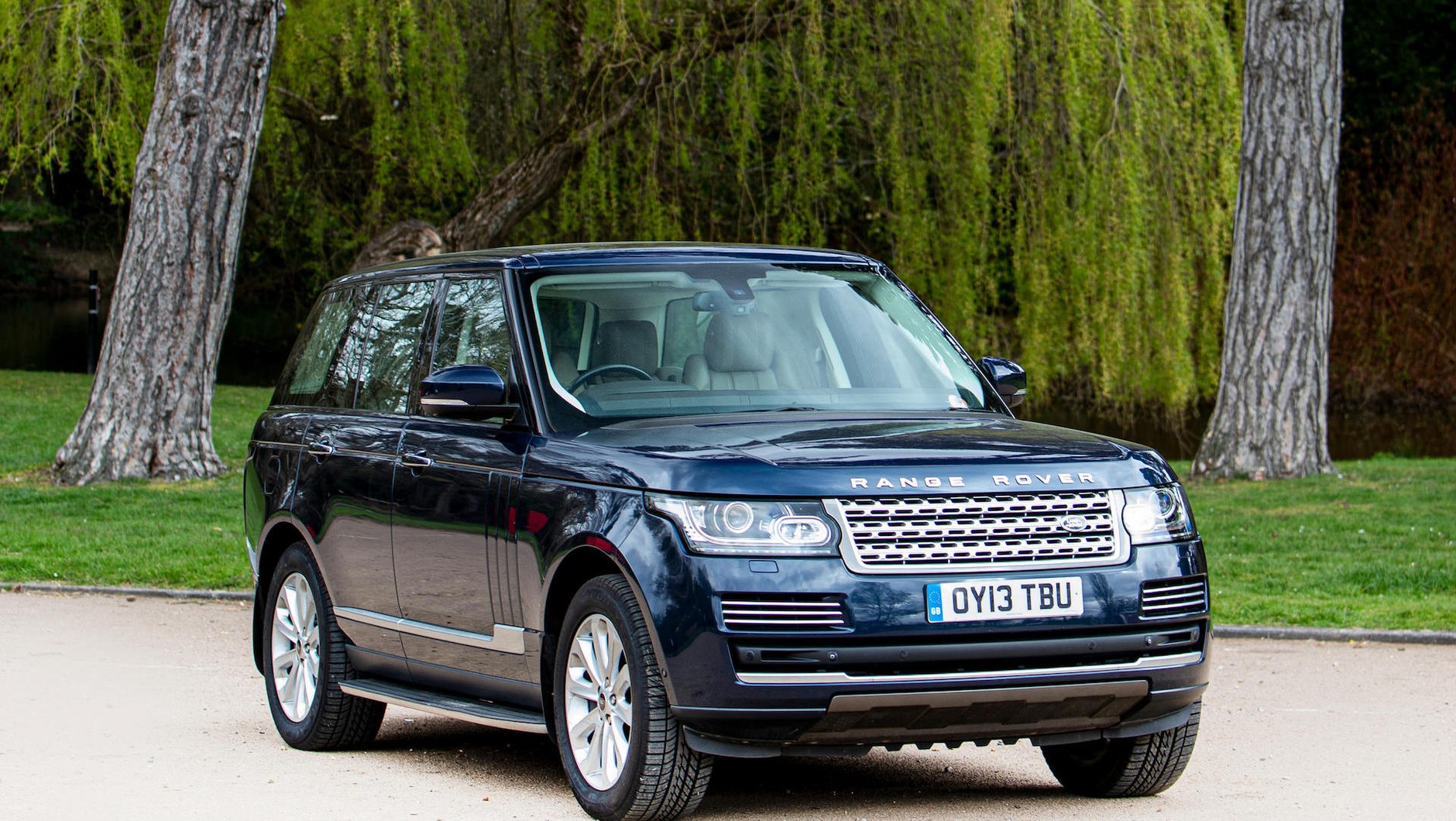 cambridge-rangerover-bonhams