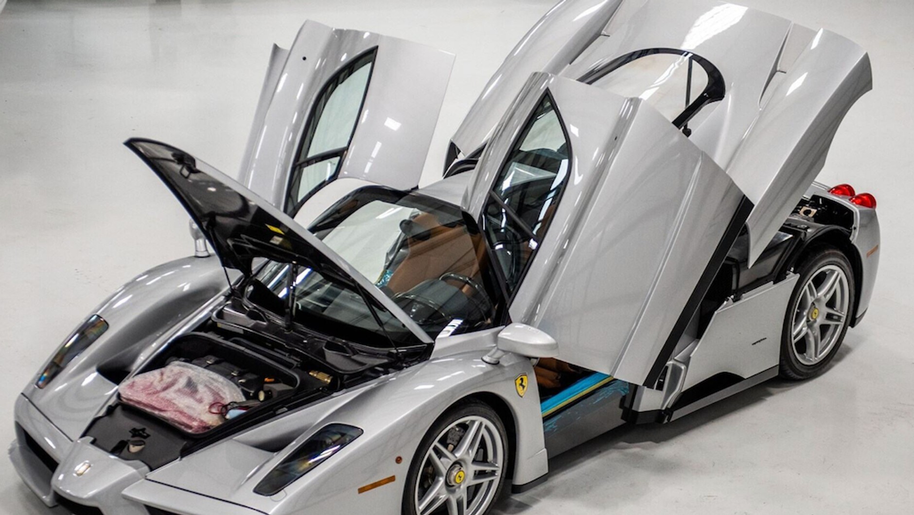 Ferrari Enzo na aukcji RM Sotheby's