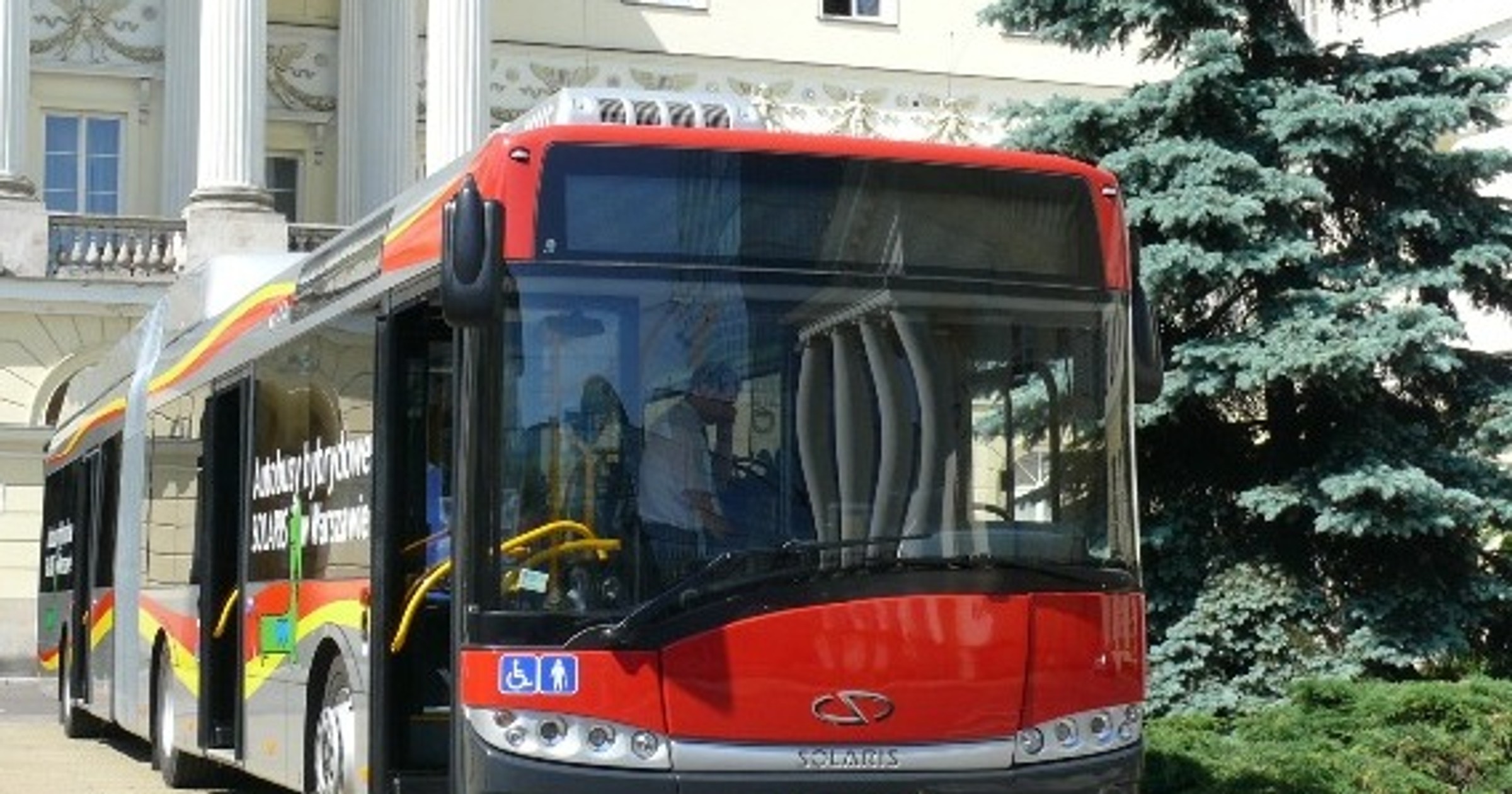 Hybrydowe autobusy dla Warszawy