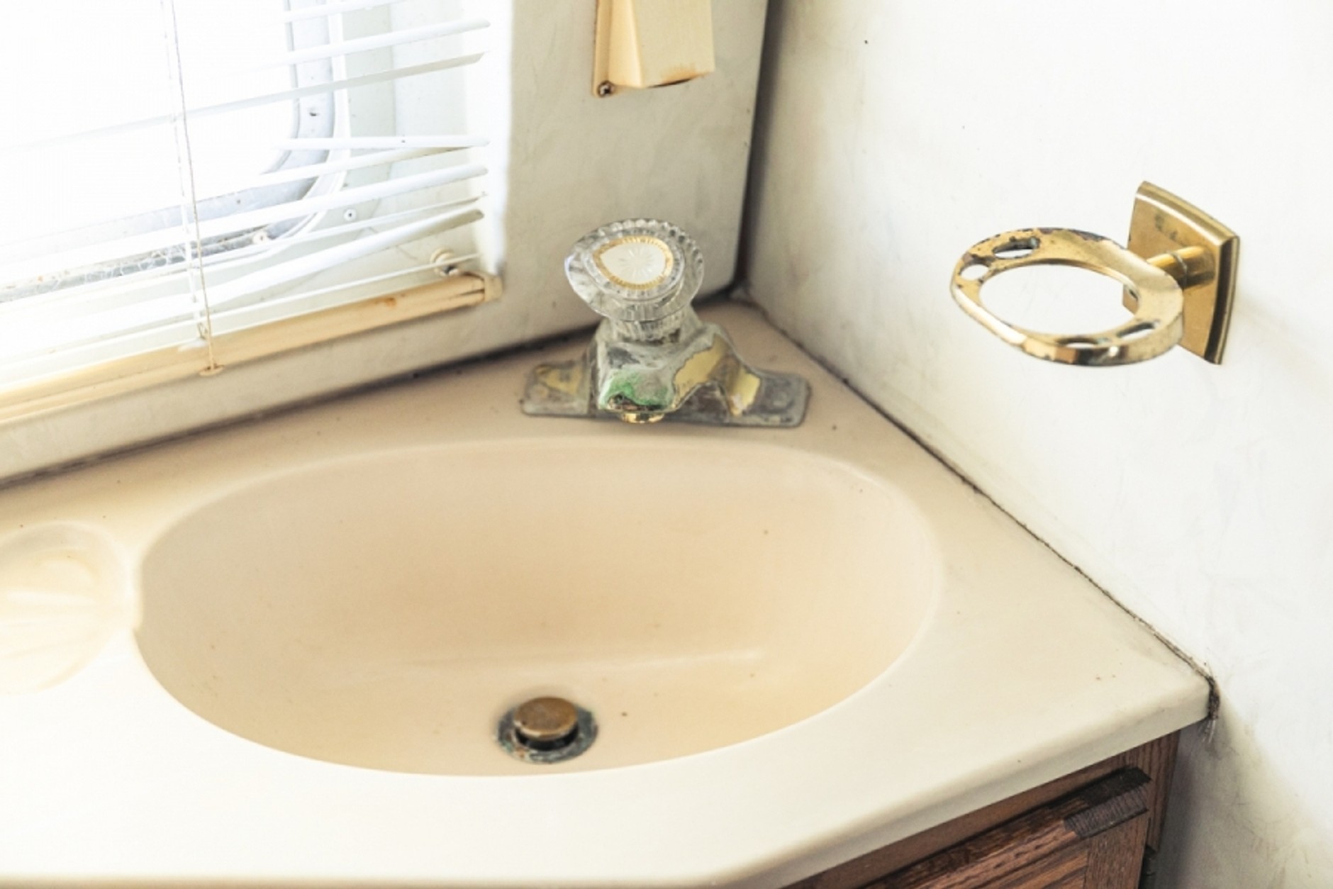 Airstream 350LE do kupienia na aukcji