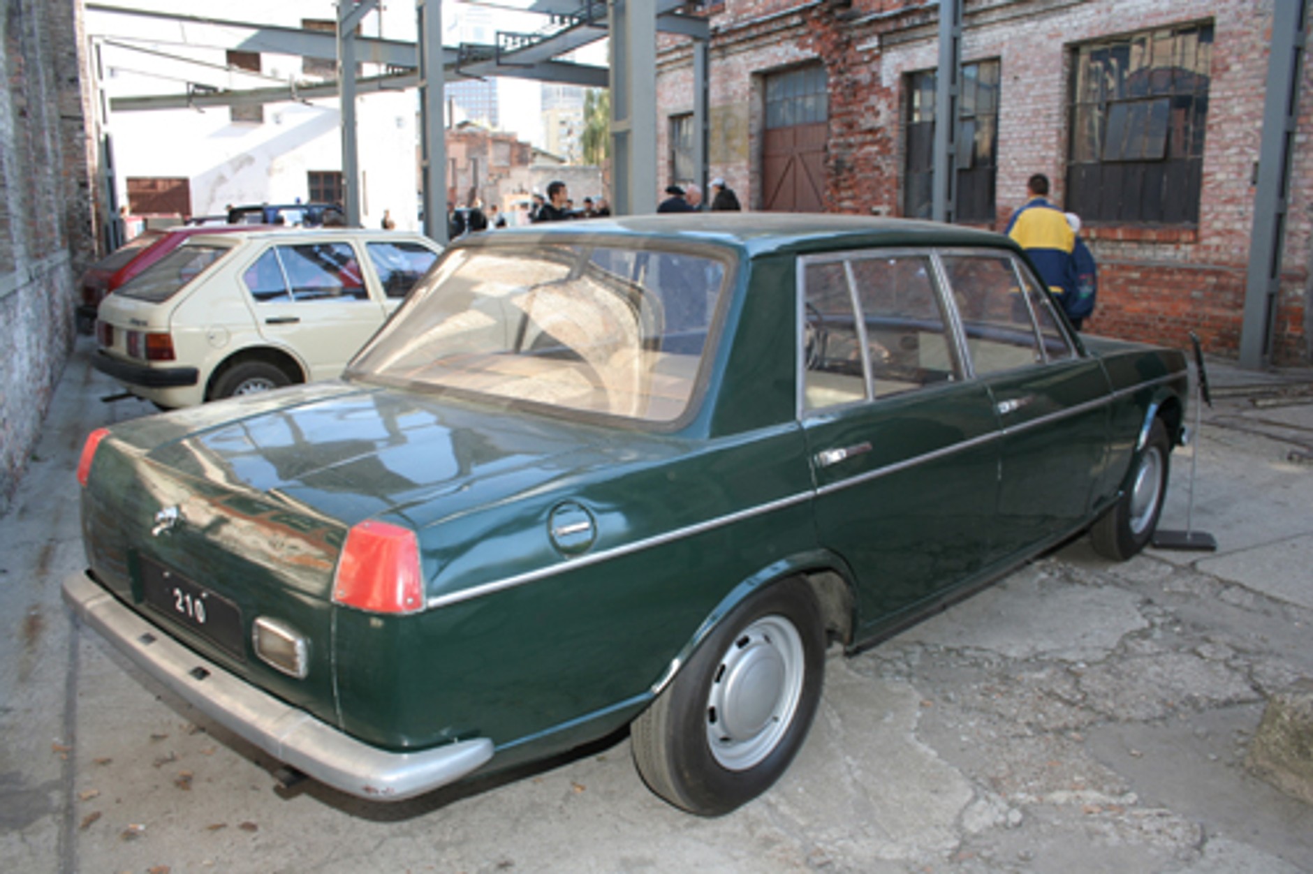 Rządowa limuzyna z Żerania Perła z FSO