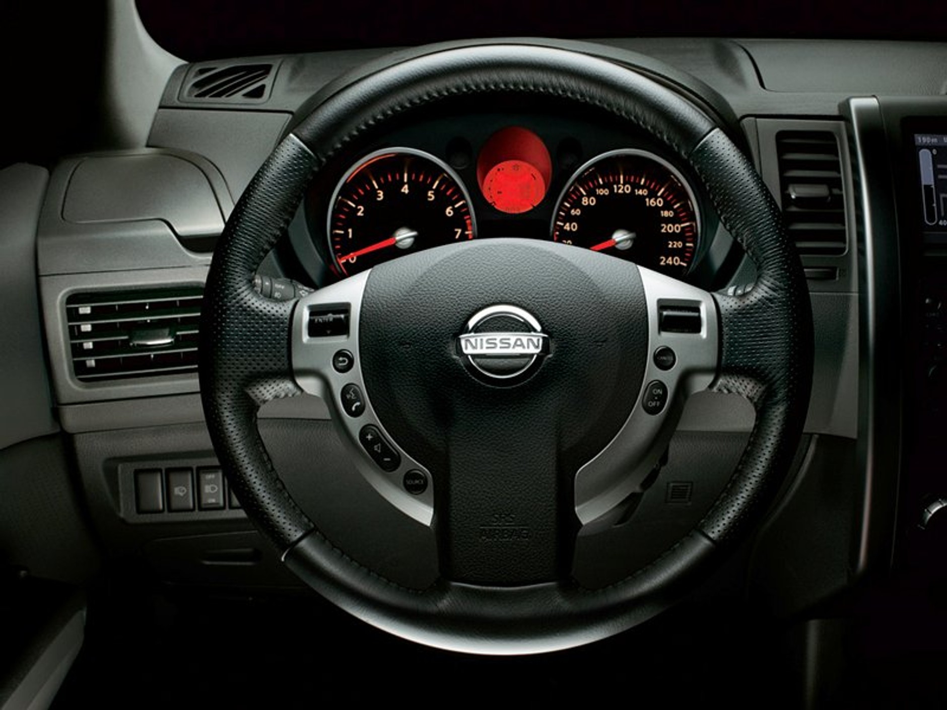 Nissan: wjechał nowy X-TRAIL