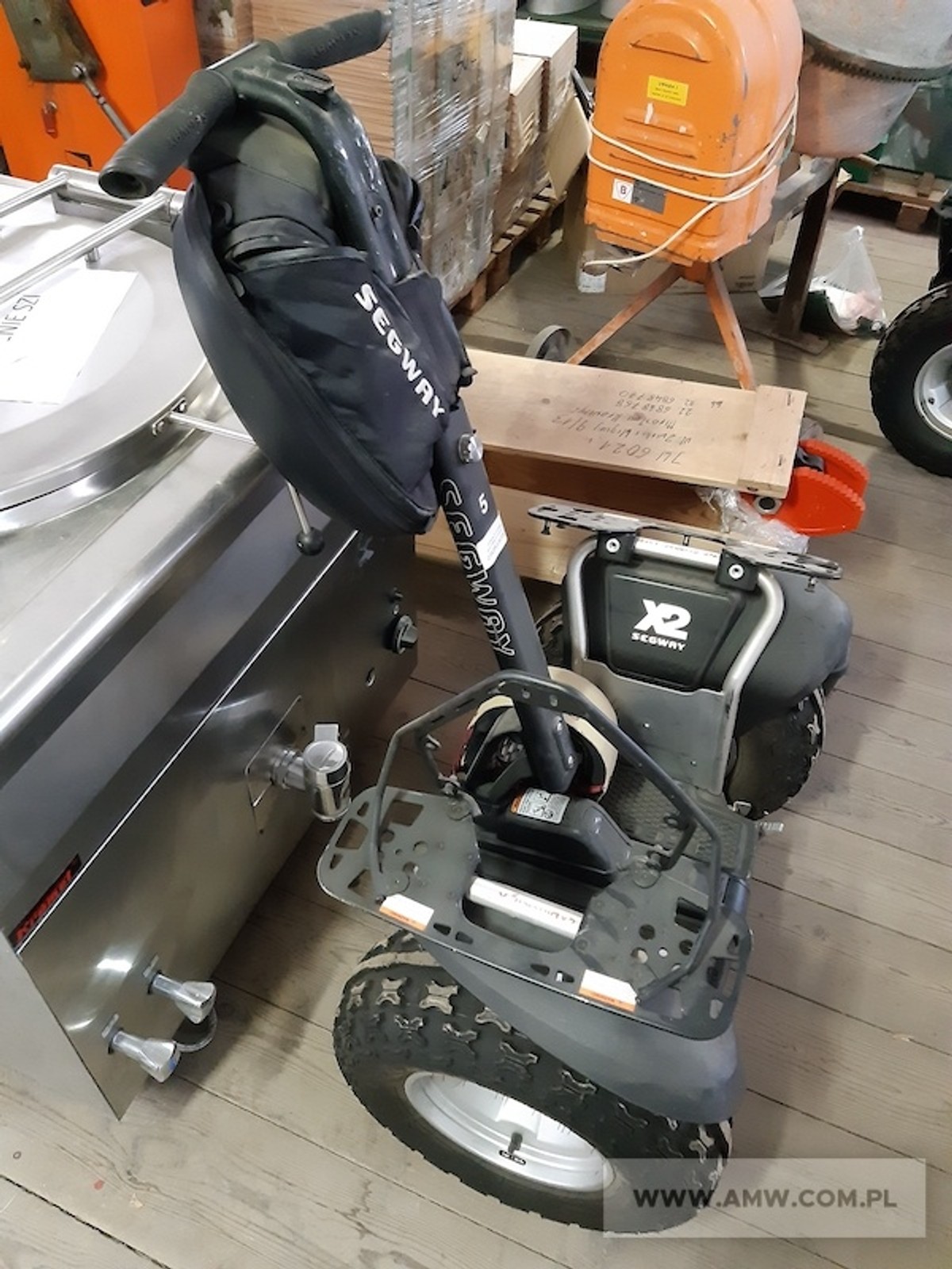 Mobilne platformy wartownicze Segway X2 - pakiet zawierający 4 szt. (wg oddzielnego wykazu) za 12 tys. zł