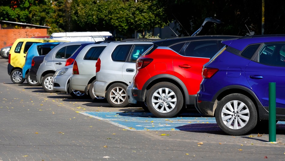 Parking osiedlowy - zdj. ilustracyjne