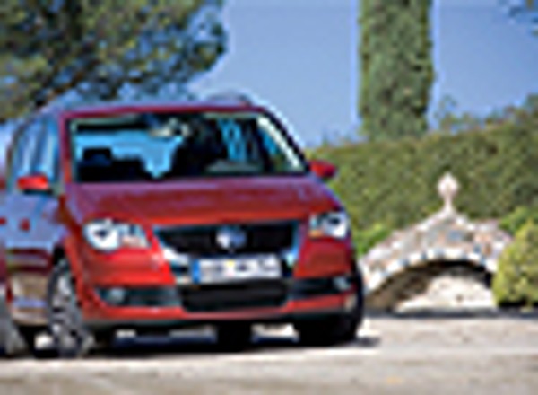 VW Touran - Nowy silnik i face lifting