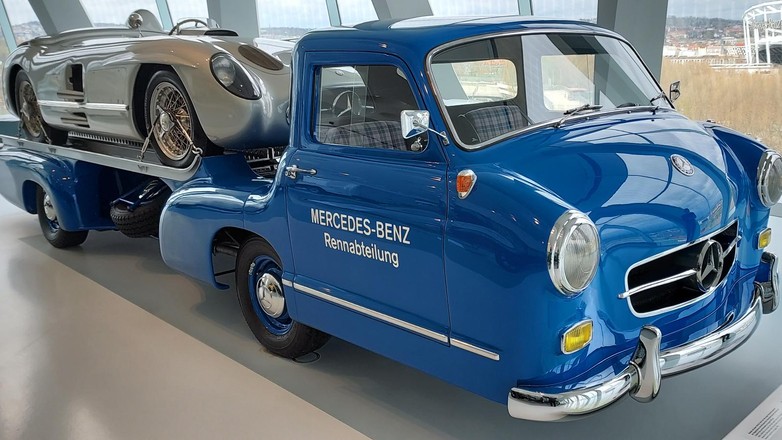 Mercedes Schnelltransporter