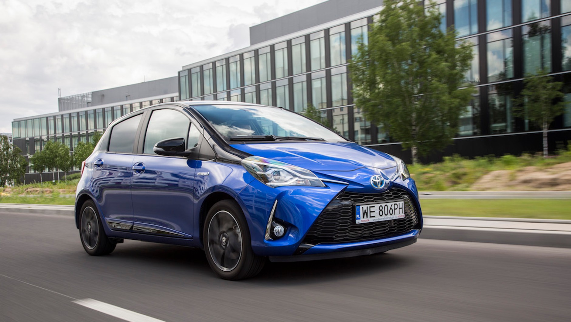 Toyota Yaris Hybrid Selection