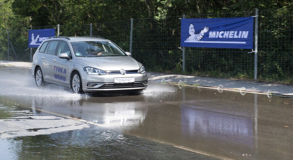 Testy opon o znacznym stopniu zużycia