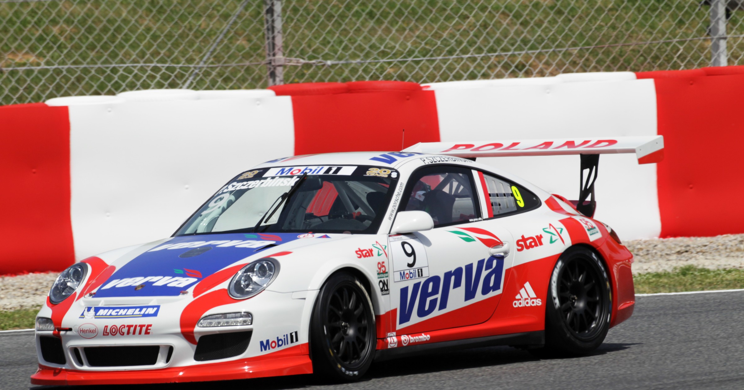 Wyścig Porsche Mobil 1 Supercup w Barcelonie odwołany