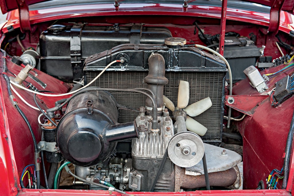 Syrena 100 - klasyk który zmienił historię