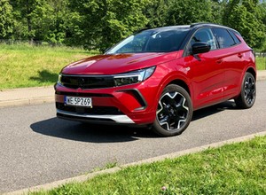 Czy SUV Opla zachował niemiecki charakter?