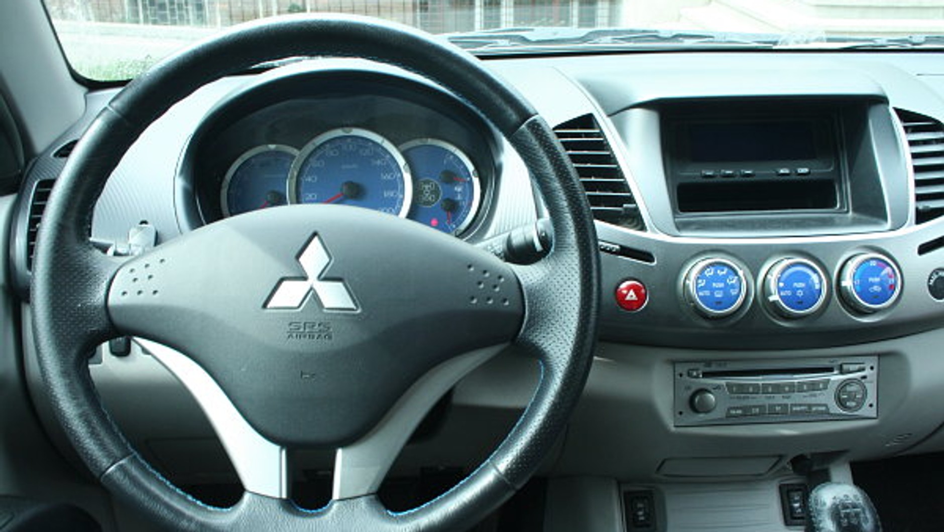 Mitsubishi L200