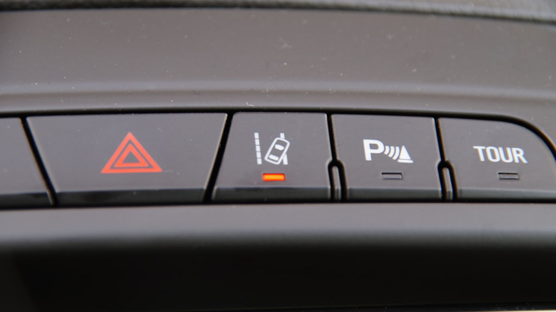 ostrzeganie przed zjechaniem z pasa