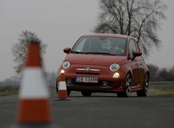 Abarth 595 Turismo - Kochaj albo rzuć