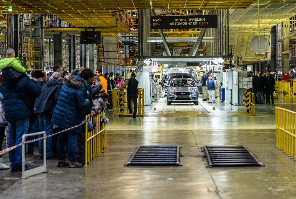 Produkcja Łady w zakładach Łada Iżewsk