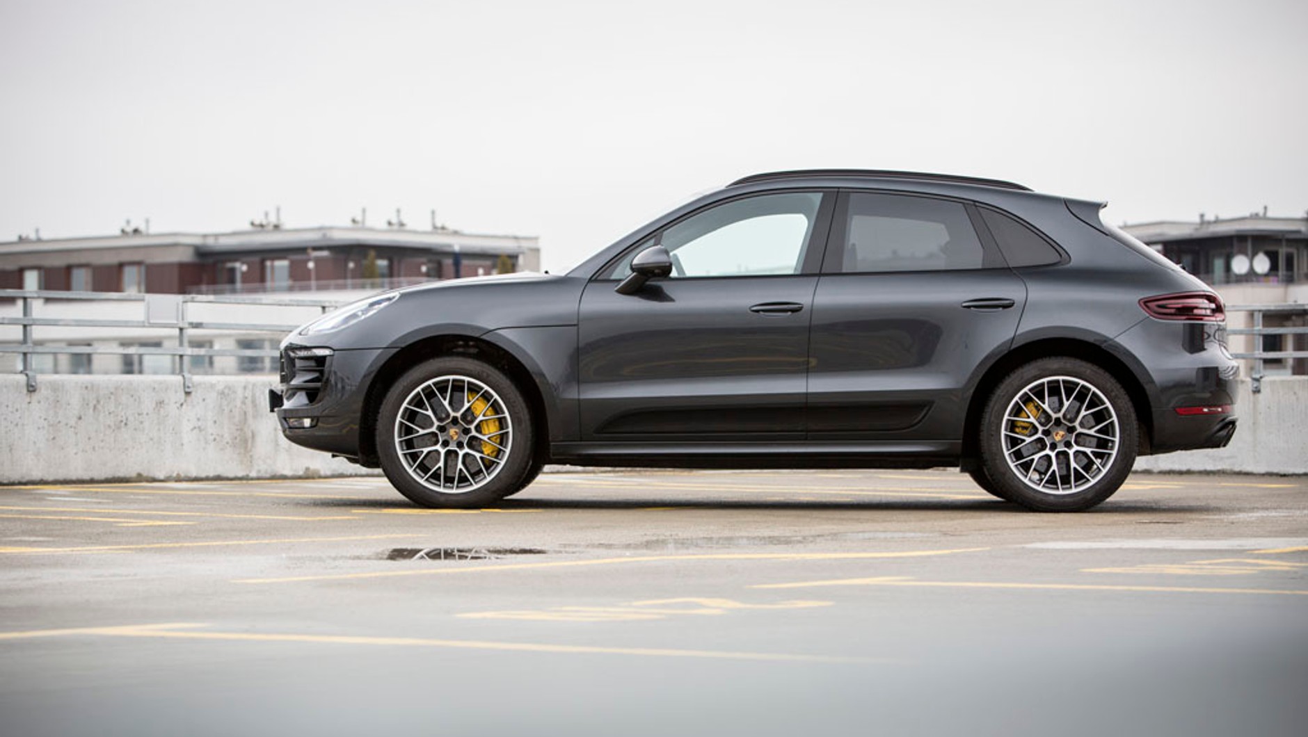 Porsche Macan Turbo - o 10 proc. mocniejsze i droższe