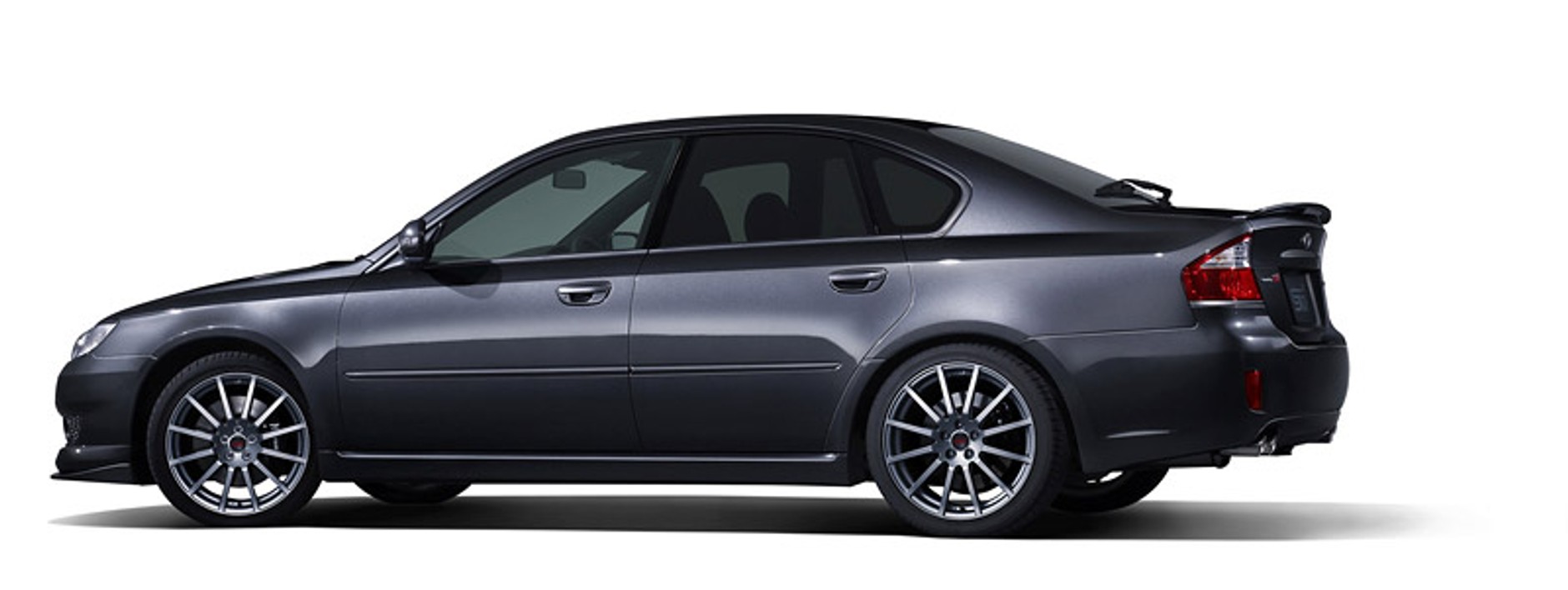 Subaru Legacy STI: niedostępny smakołyk