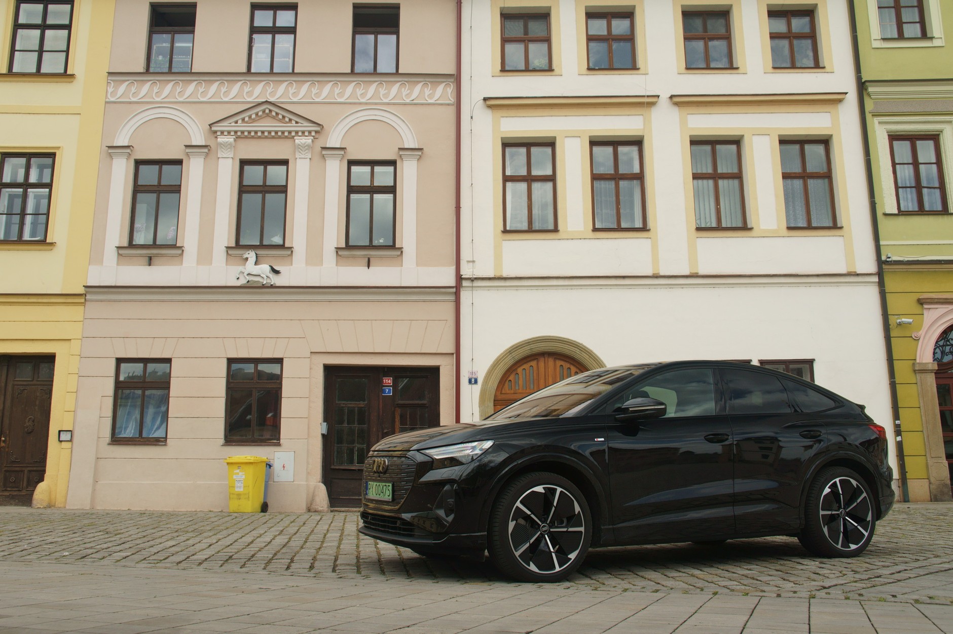 Testujemy koszty ładowania na trasie z Audi Q4 e-tron Sportback