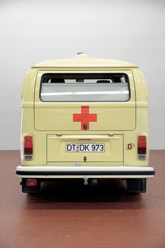 T2b 
ambulans sanitarny