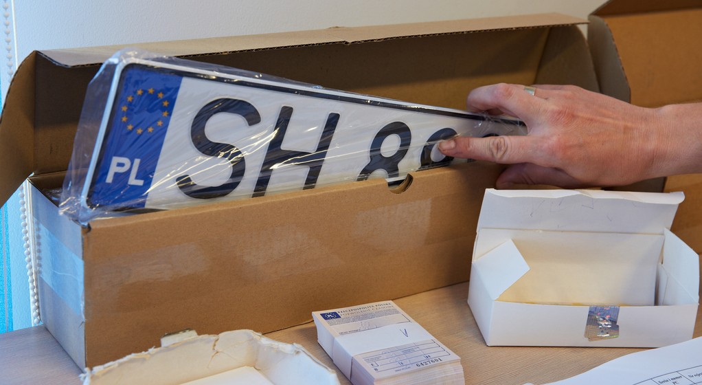 Rejestracja w terminie albo kara – wybór należy do ciebie!