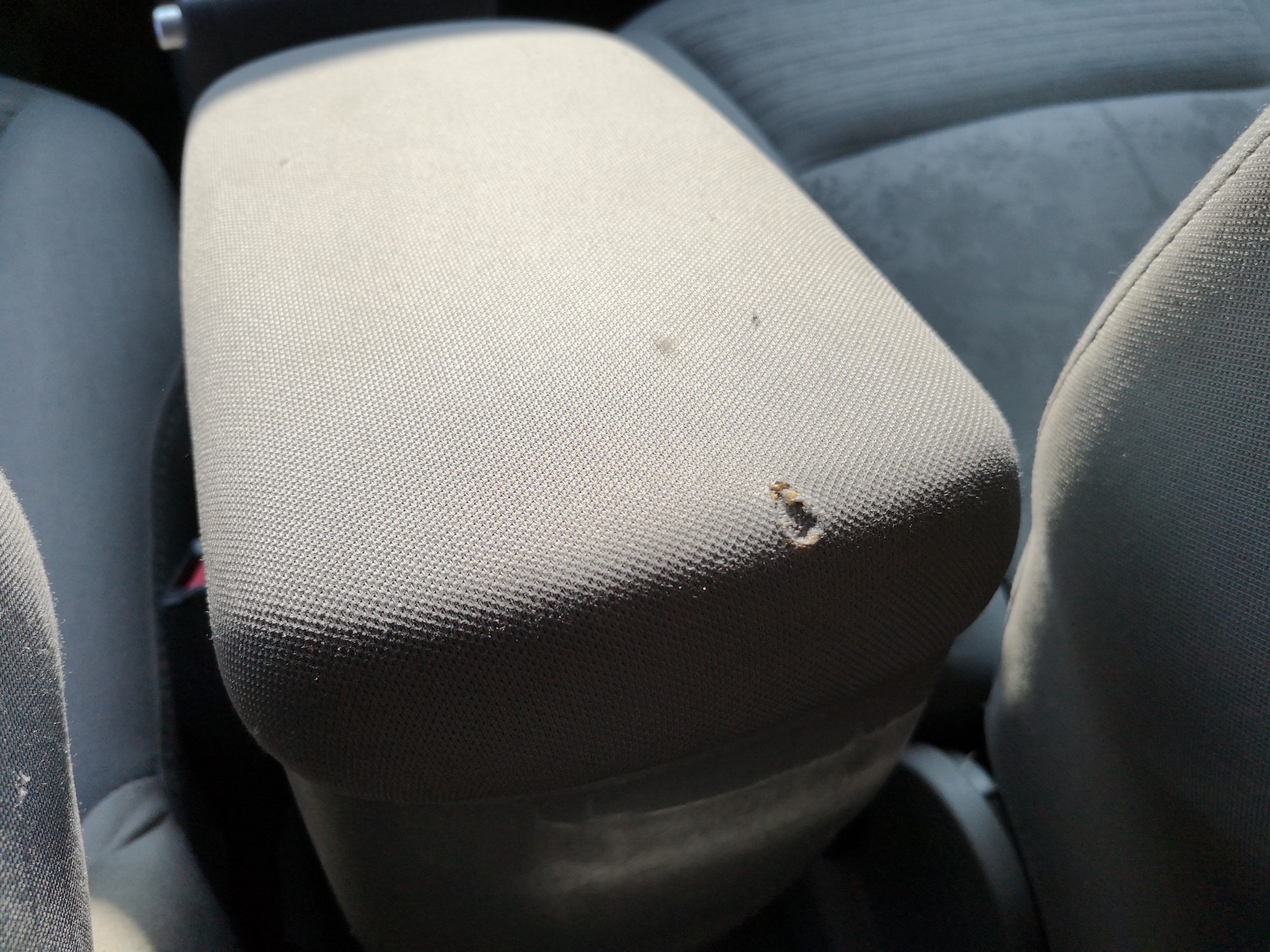 Renault Kangoo 1.6 2007, auto z ogłoszenia: stan tapicerki