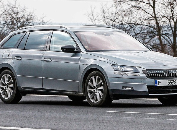Skoda Superb Combi III gotowa do produkcji