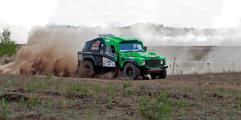 Auto Swiat 4x4 Baja Challenge: w chmurach kurzu