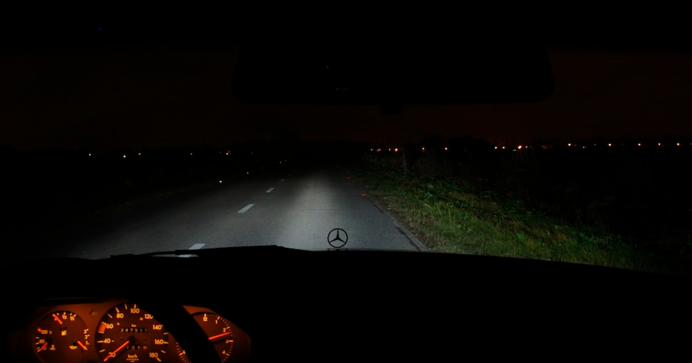 Słabe reflektory to groźba wypadku!