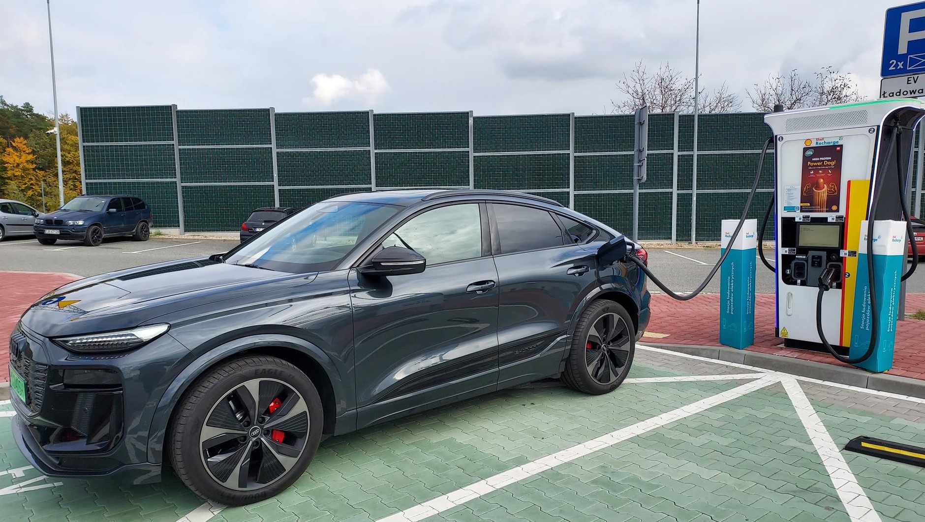 Audi SQ6 Sportback e-tron