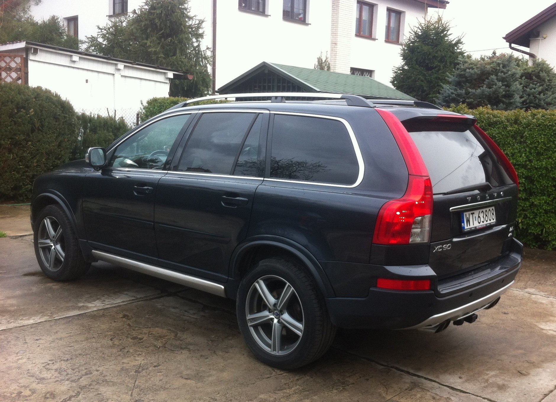 SUV-y to dość bezpieczne rozwiązanie. Nimi je jeździ się sportowo., fot. AK