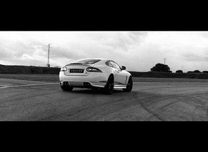 Jaguar XKR: Drapieżny kot na dopingu