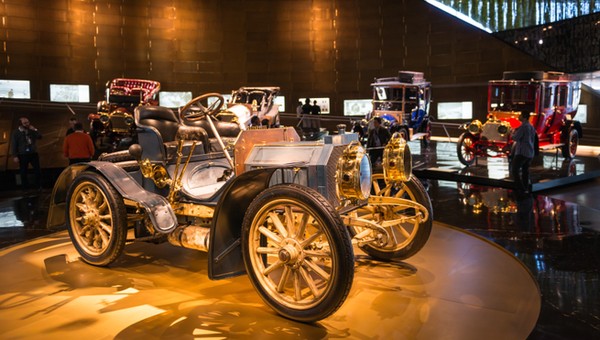 Mercedes-Benz Museum w Stuttgarcie