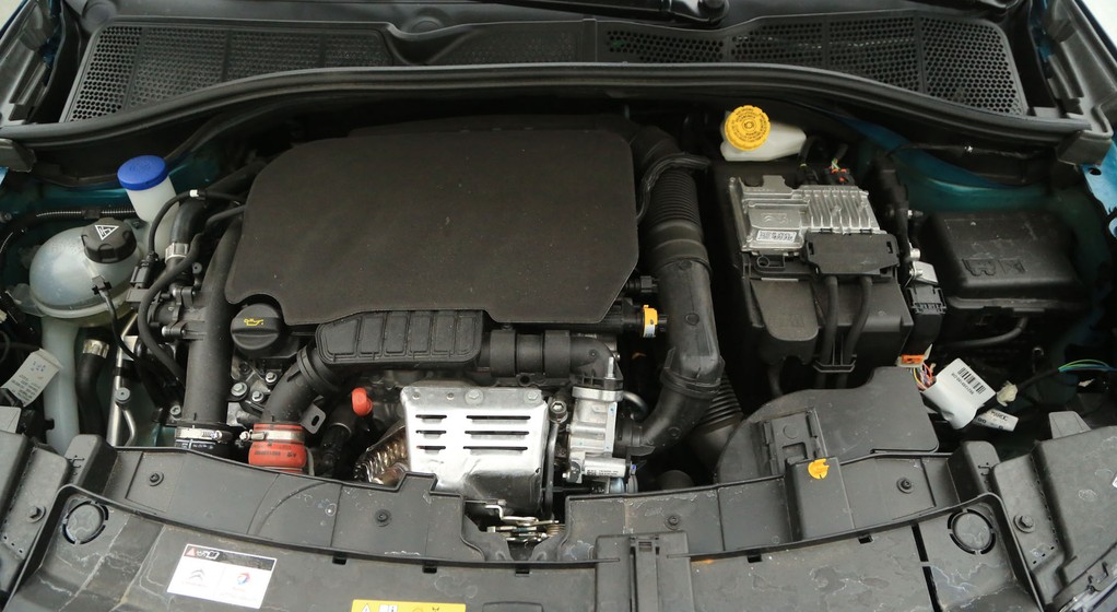 Citroen C4 Cactus 1.2 Puretech 130 - tylko airbumpów żal...