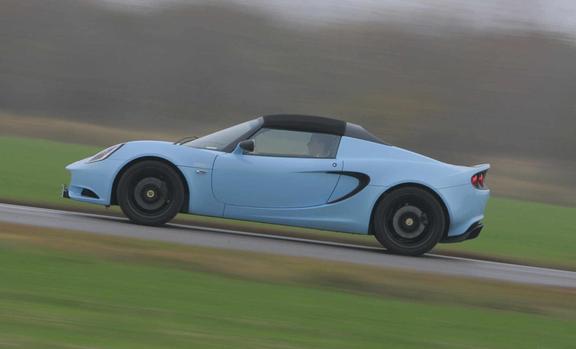 Lotus Elise Club Racer: spartański indywidualista