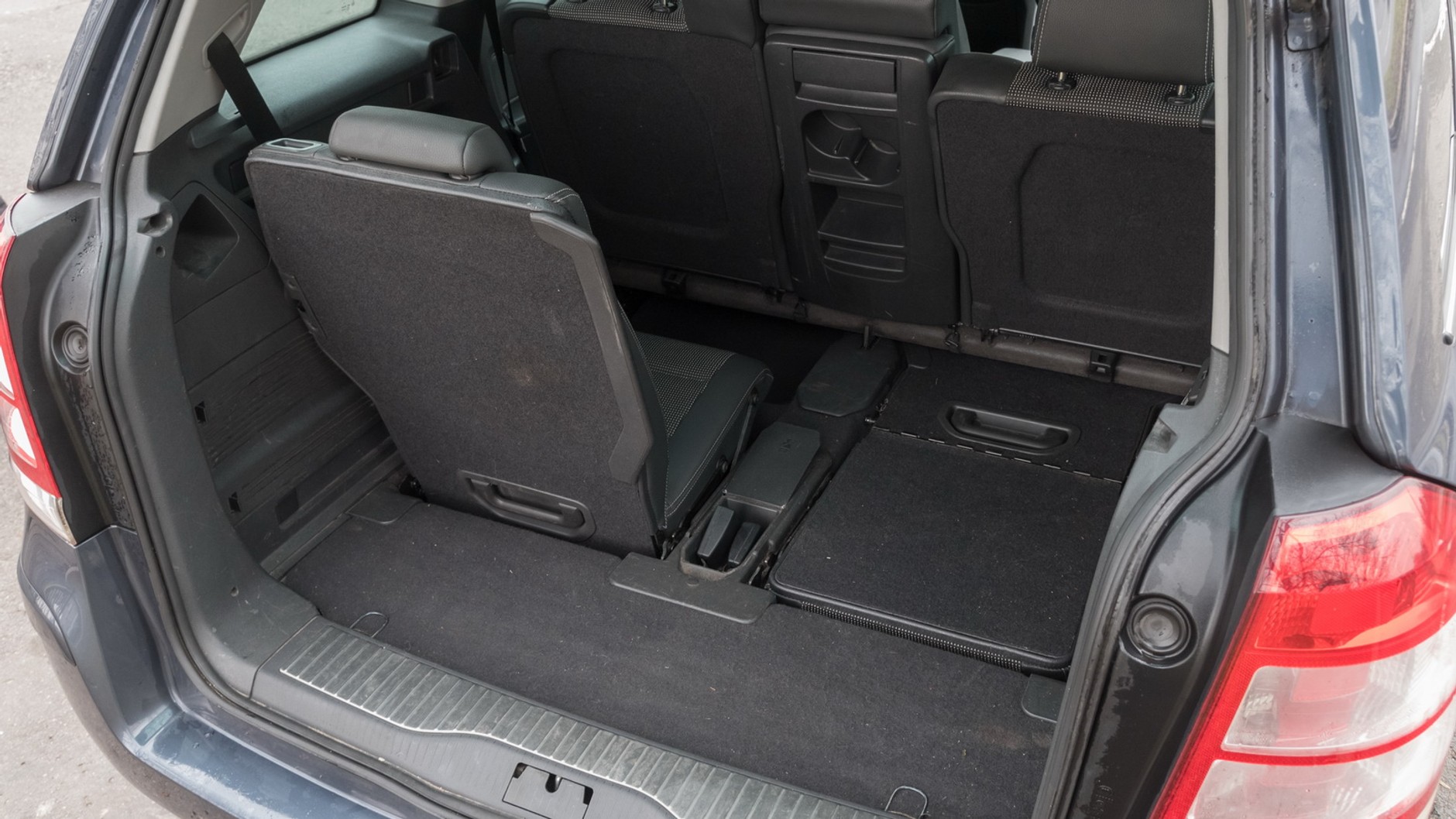 Opel Zafira B: koszty od zakupu do auta „na gotowo”