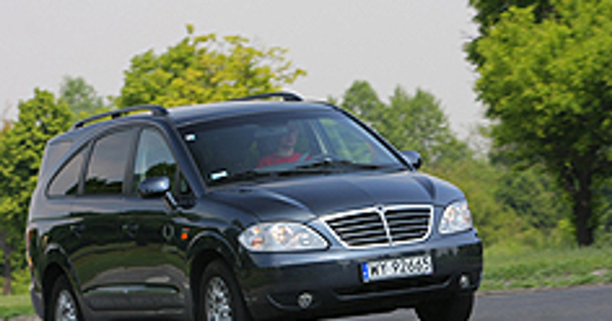 SsangYong Rodius retrosalonka