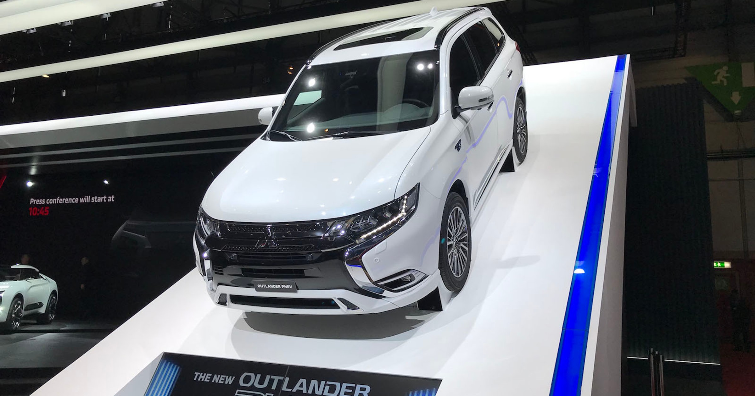 Mitsubishi Outlander PHEV 2019