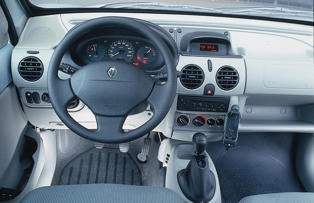 Vany do zadań specjalnych - Mercedes Vaneo kontra Citroen Berlingo i Renault Kangoo