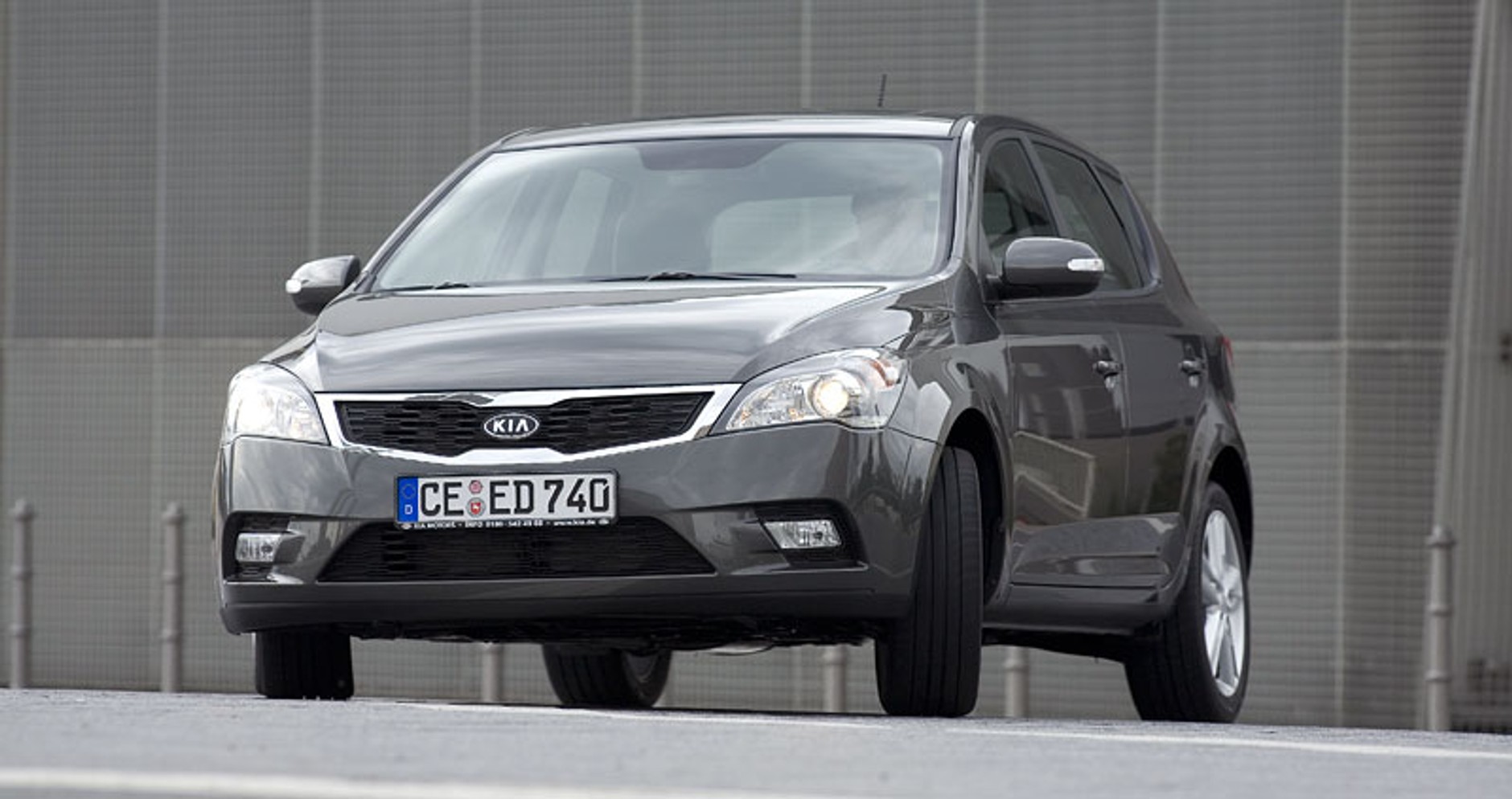 Kia cee´d 2010: pierwsze wrażenia z jazdy