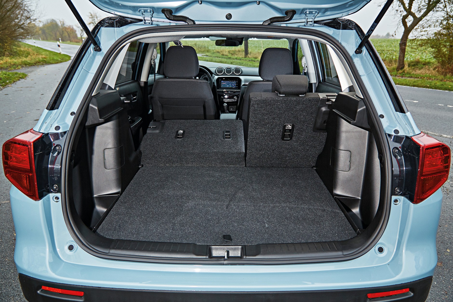 Porównanie par SUV-ów od Opla, Kii, Suzuki, Mini i BMW