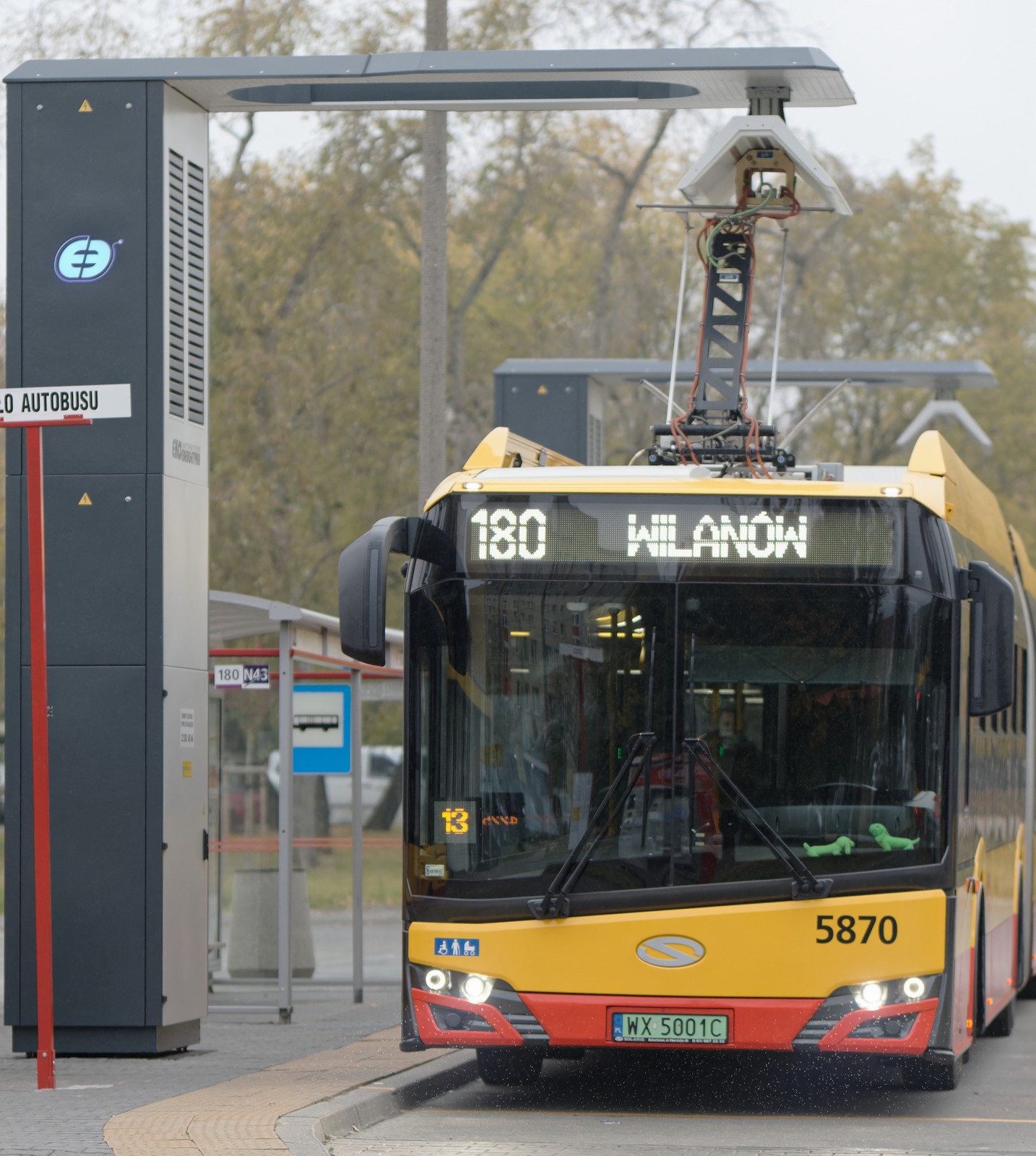elektryczny autobus miejski w Warszawie