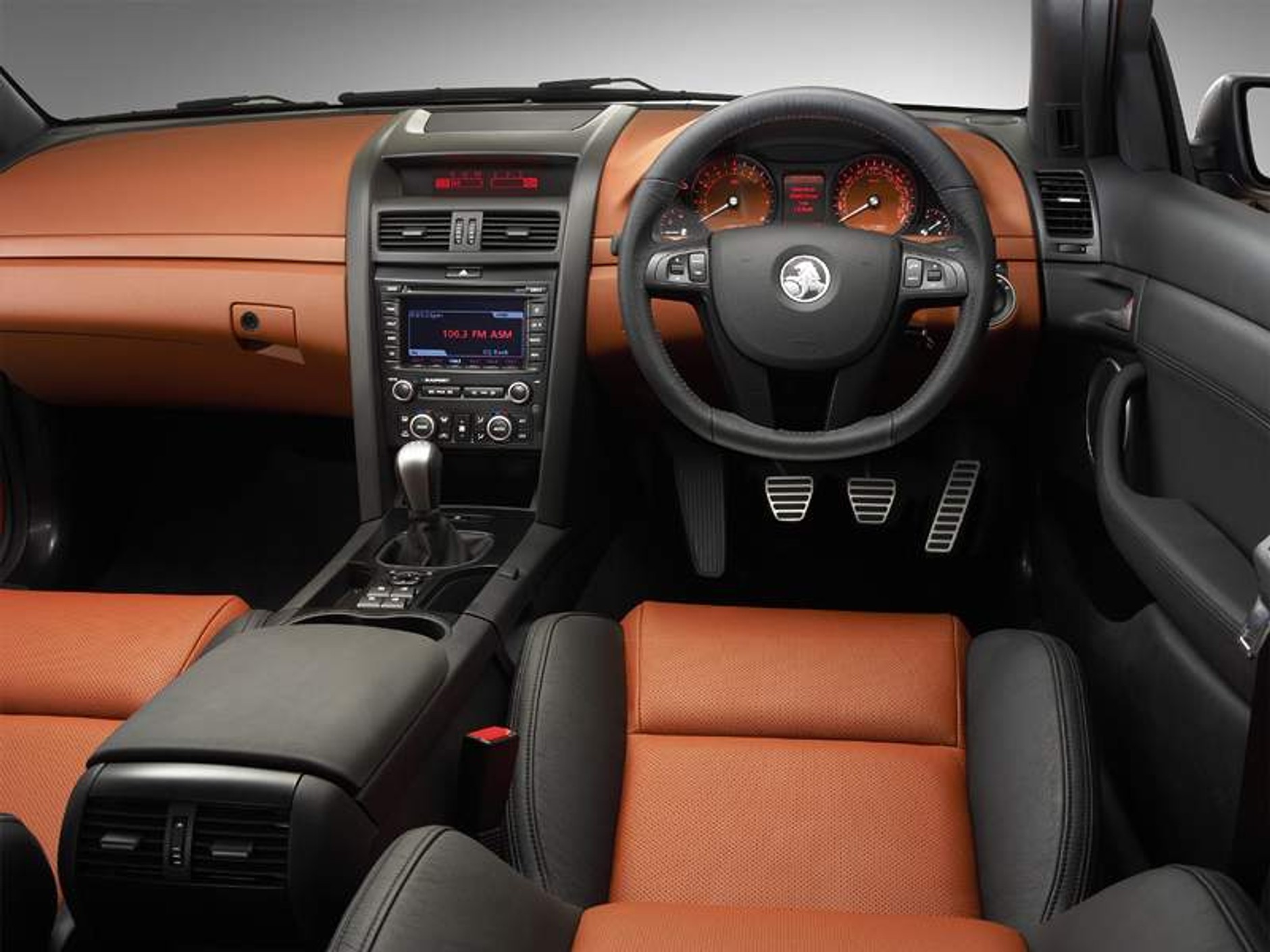 Nowy Holden Commodore: austalijski protoplasta Omegi