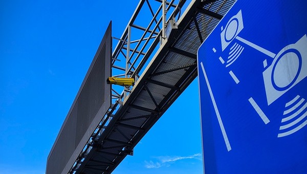 Odcinkowy pomiar prędkości na Autostradowej Obwodnicy Wrocławia (A8), węzeł Wrocław Lotnisko – węzeł Wrocław Północ