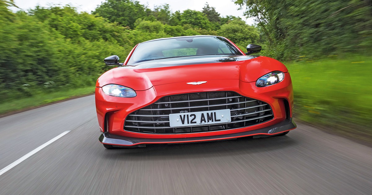 Aston Martin V12 Vantage