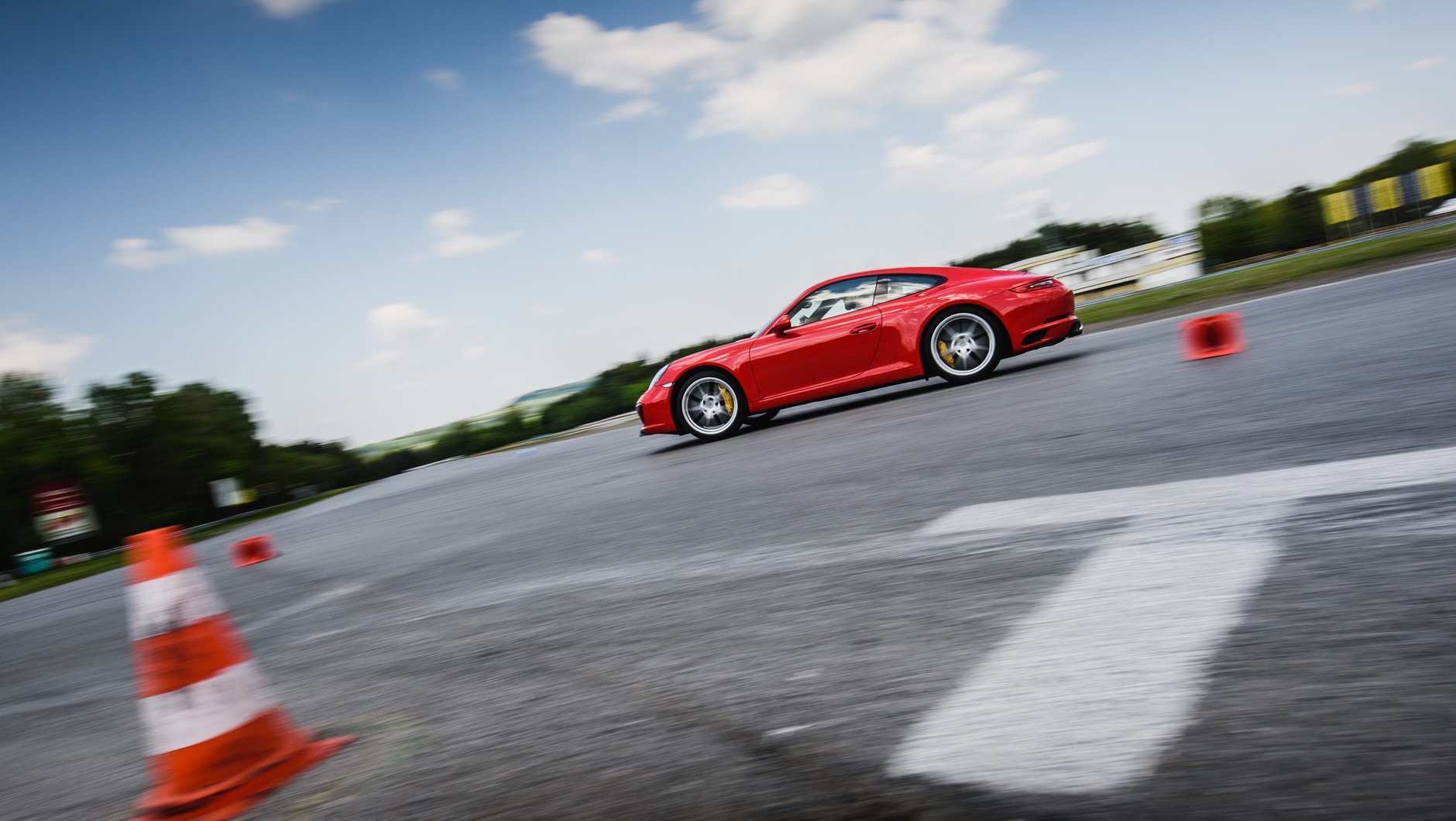 Porsche 911 na Torze Kielce