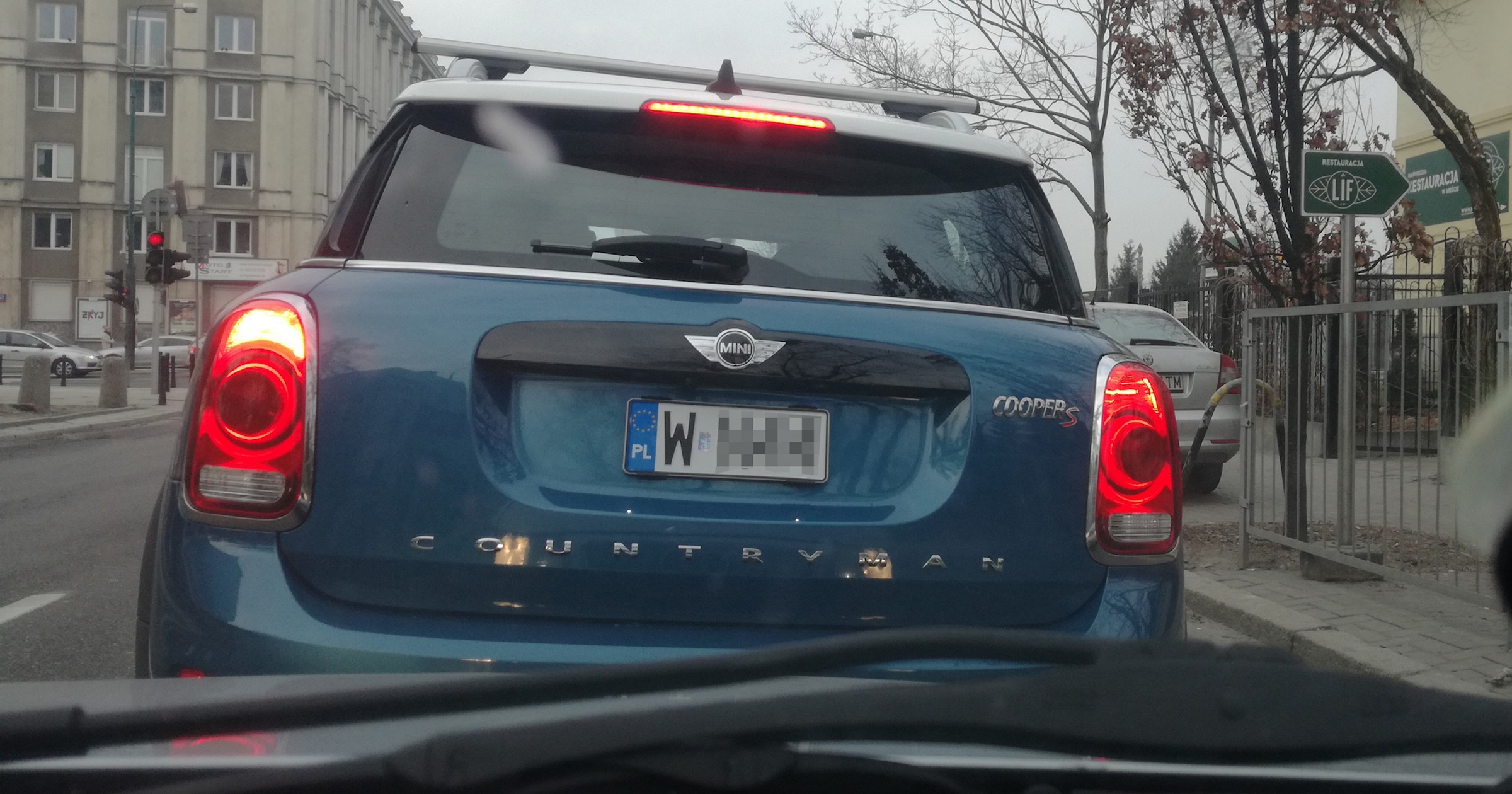 Tablice zmniejszone – nie każdy ma prawo je zamówić