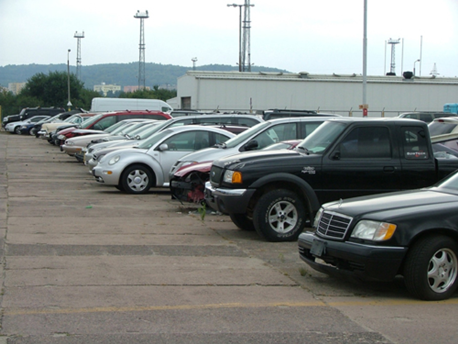 Kłopotliwe auta zza oceanu