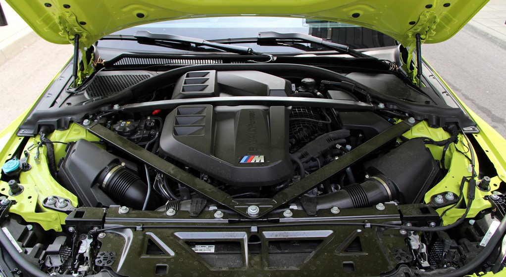 BMW M wprowadza dodatkowy zapłon, by obniżyć spalanie i spełnić rygorystyczne normy Euro 7